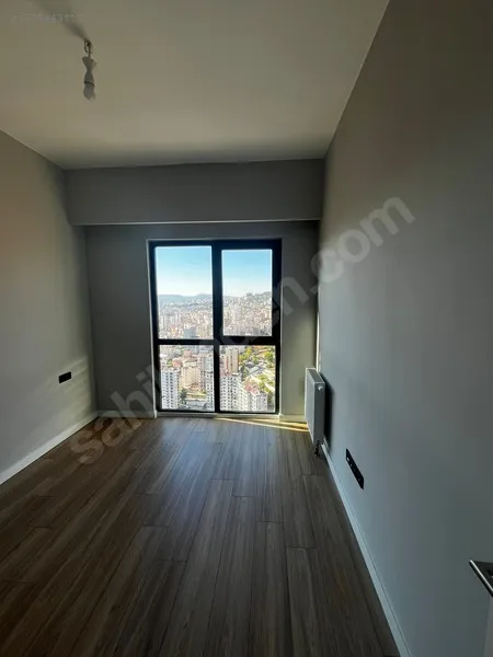 DünyaŞehir Kartal'da Deniz Manzaralı,Ebeveyn Banyolu Satılık 3+1 - Fotoğraf 5